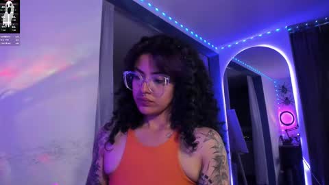     Luna Violeta  A r t i s t  online show from March 2, 5:12 am