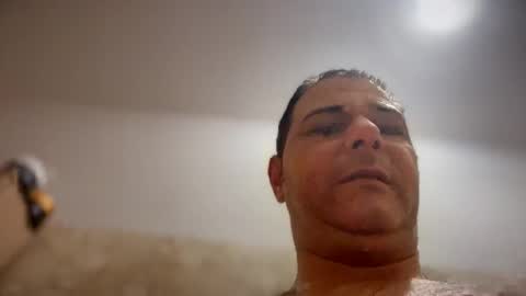 Snapshot of witebull83 chatting on February 2, 9:30 am Witebull online show from February 2, 9:30 am