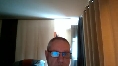 Snapshot of wixer1970 chatting on July 13, 1:14 pm wixer1970 online show from July 13, 1:14 pm