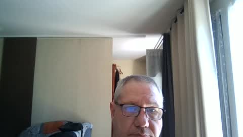 Snapshot of wixer1970 chatting on July 24, 9:51 am wixer1970 online show from July 24, 9:51 am