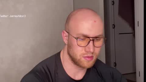 Snapshot of wlademarbergs chatting on November 11, 8:42 pm Wlademar online show from November 11, 8:42 pm