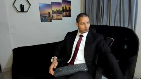 Magnus Dark independent model online show from March 30, 3:40 am