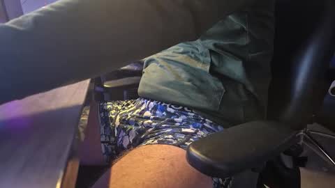 wnhz27 online show from November 24, 1:49 am