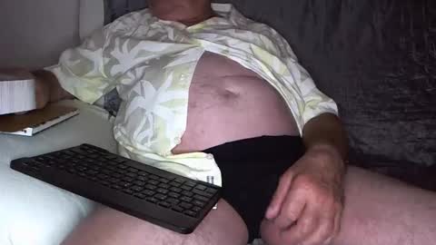 Snapshot of wobbel chatting on October 18, 6:19 pm wobbel online show from October 18, 6:19 pm