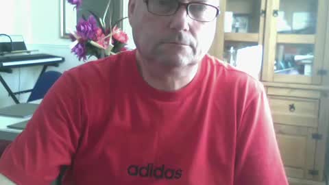 Snapshot of wobble444 chatting on June 24, 9:41 am wobble444 online show from June 24, 9:41 am