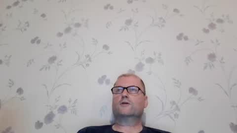Snapshot of wobble444 chatting on July 26, 9:11 pm wobble444 online show from July 26, 9:11 pm