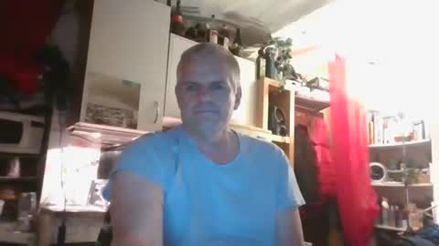 wohnung_at online show from December 29, 12:01 pm