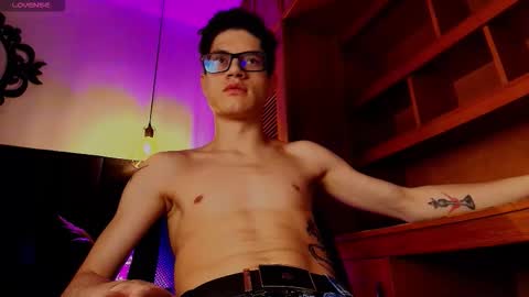  W O L F  online show from October 29, 11:45 am