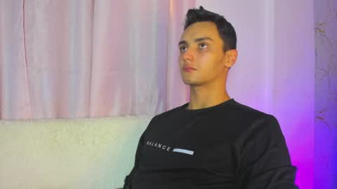 Andrew online show from June 22, 3:25 am