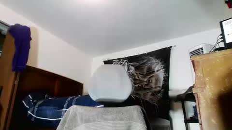 Snapshot of wolfman79 chatting on October 9, 10:13 am wolfman79 online show from October 9, 10:13 am