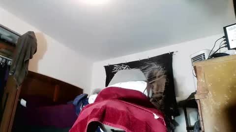 Snapshot of wolfman79 chatting on November 10, 11:53 am wolfman79 online show from November 10, 11:53 am