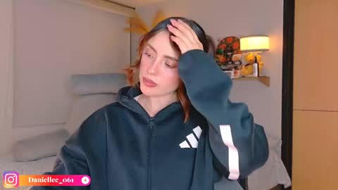   online show from April 14, 3:23 am