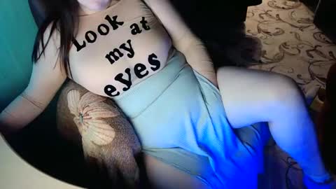 Snapshot of woman_cum84 chatting on January 28, 6:27 am Jess online show from January 28, 6:27 am