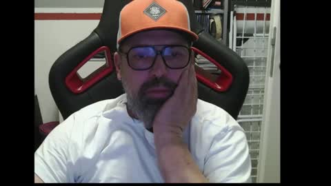 Adam online show from November 6, 7:09 am