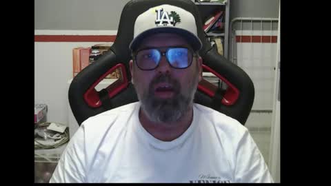 Adam online show from January 19, 4:22 pm