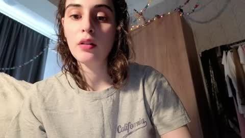 Stia online show from February 25, 8:02 am