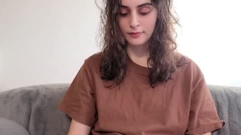 Stia online show from March 18, 1:47 pm