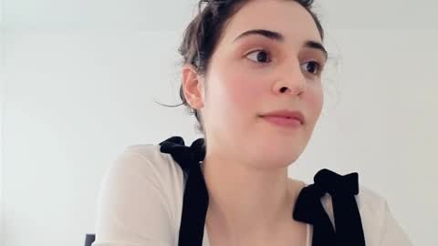 Stia online show from April 3, 12:36 pm