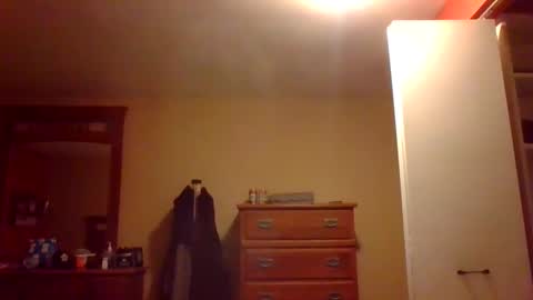 woodeee77 online show from December 26, 4:43 am