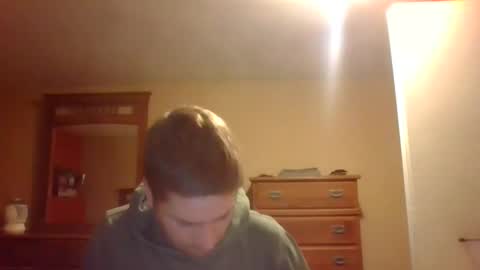 woodeee77 online show from January 7, 7:20 am