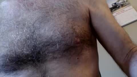 WoodieSays online show from April 20, 4:10 pm