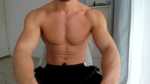 Wolfie online show from November 18, 9:14 am