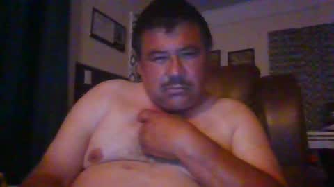 Snapshot of woperator12 chatting on March 6, 1:35 am woperator12 online show from March 6, 1:35 am