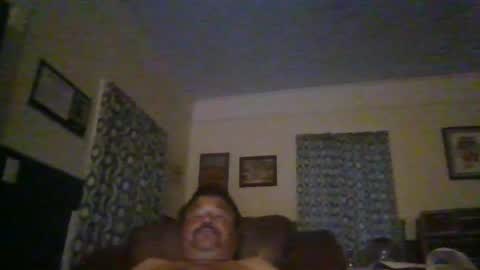 Snapshot of woperator12 chatting on March 15, 12:27 am woperator12 online show from March 15, 12:27 am