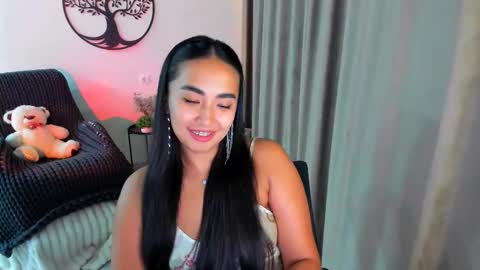Snapshot of worldofkim chatting on September 30, 9:53 pm dudetta Kim online show from September 30, 9:53 pm