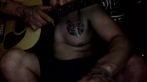 Snapshot of worshipherfeet chatting on April 4, 8:50 pm worshipherfeet online show from April 4, 8:50 pm