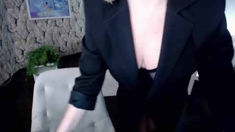 wow_co online show from January 13, 7:21 pm