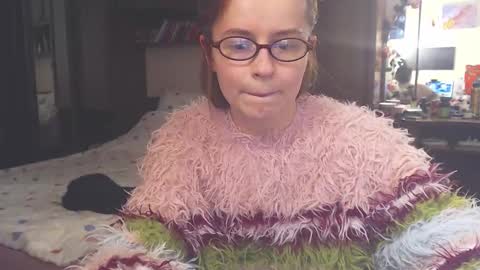 Rebecy online show from December 16, 6:57 pm