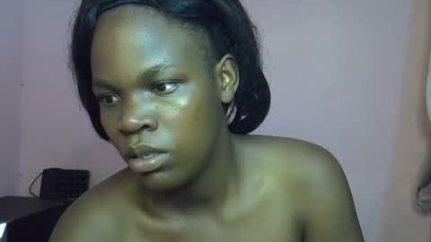 wowamazing2000 online show from October 2, 2:40 am