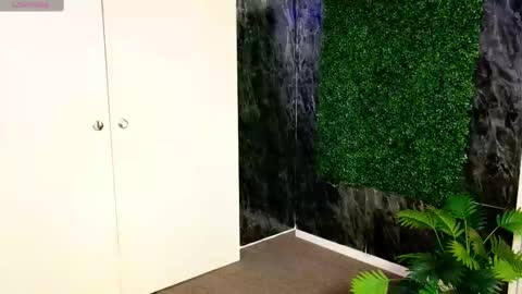 Snapshot of wowrivers chatting on February 17, 10:36 pm Nessa online show from February 17, 10:36 pm