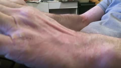 Snapshot of wrangleat0r chatting on January 16, 12:23 am wrangleat0r online show from January 16, 12:23 am