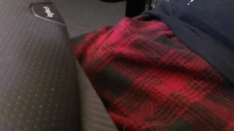 Snapshot of wrangleat0r chatting on November 11, 2:22 am wrangleat0r online show from November 11, 2:22 am