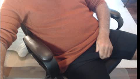 Snapshot of wsteel66 chatting on January 6, 4:44 pm Wsteel66 online show from January 6, 4:44 pm