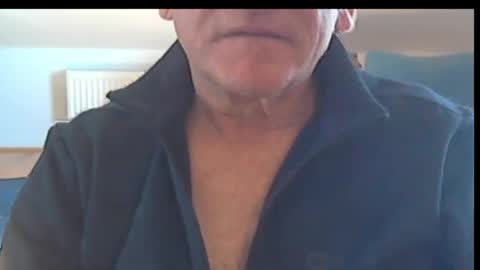 Snapshot of wuki123 chatting on March 3, 12:44 pm Wuki online show from March 3, 12:44 pm