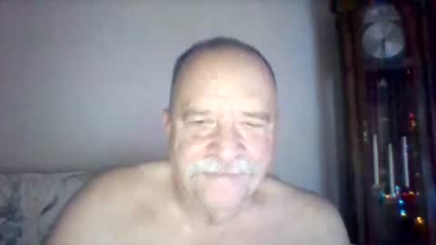 Snapshot of wvmountainlover chatting on December 19, 11:29 am wvmountainlover online show from December 19, 11:29 am