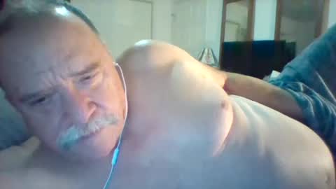 Snapshot of wvmountainlover chatting on January 23, 3:26 am wvmountainlover online show from January 23, 3:26 am