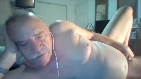 Snapshot of wvmountainlover chatting on February 14, 5:51 am wvmountainlover online show from February 14, 5:51 am