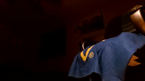 wvuguy1986 online show from December 19, 11:50 am