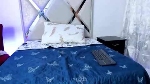 wyatt online show from December 20, 3:19 pm