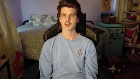 Wyatt online show from October 19, 10:43 pm