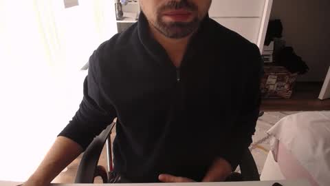 Mr. Lonely online show from October 15, 11:43 am