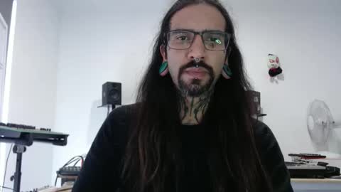 Snapshot of x_dr4ma_x chatting on April 12, 4:28 am xdramax online show from April 12, 4:28 am