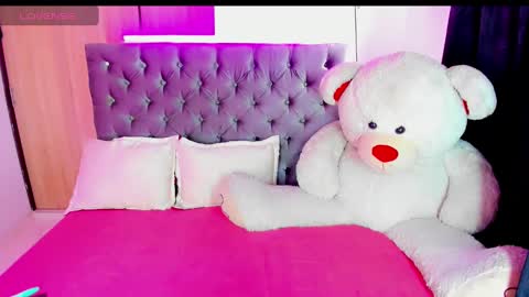 Snapshot of x_indomitable1 chatting on January 19, 4:57 pm Maria Juliana online show from January 19, 4:57 pm