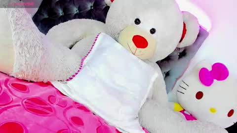 Snapshot of x_indomitable1 chatting on February 28, 11:03 am Maria Juliana online show from February 28, 11:03 am