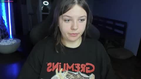 Snapshot of x_nirvana_x chatting on November 23, 2:55 am LOVE NERDS ONLY online show from November 23, 2:55 am