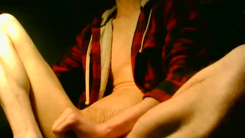 Snapshot of x_patri_x chatting on January 7, 3:02 pm x_patri_x online show from January 7, 3:02 pm